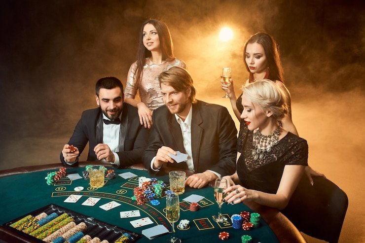 Overview of castletoto slot live game shows table formats including roulette, baccarat, and blackjack with multi-camera angles